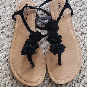 Women's Black Sandals size 7/8